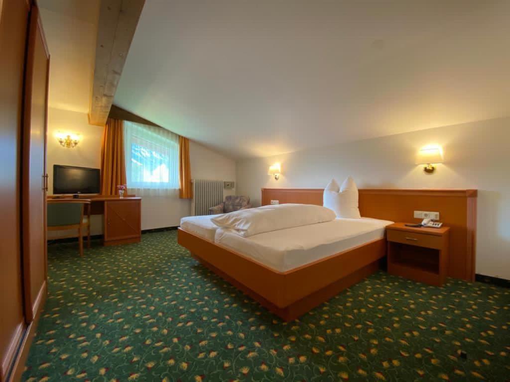 Design Apartments & Zimmer - Zugspitze Лойташ Экстерьер фото