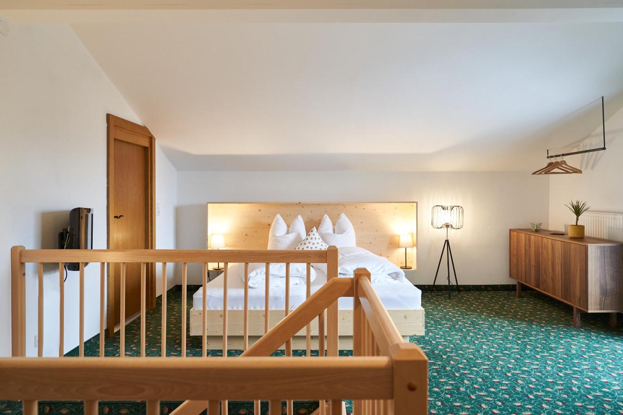 Design Apartments & Zimmer - Zugspitze Лойташ Экстерьер фото